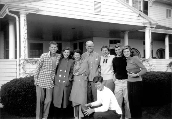 A Kennedy család (1948)