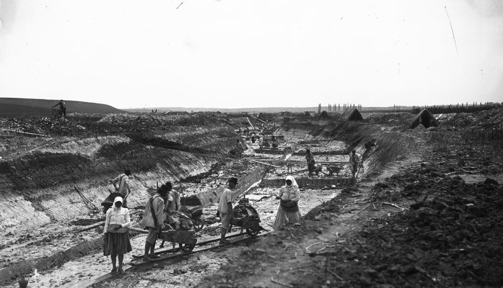 A Sió csatorna szabályozásának kezdete 1892-ben.
