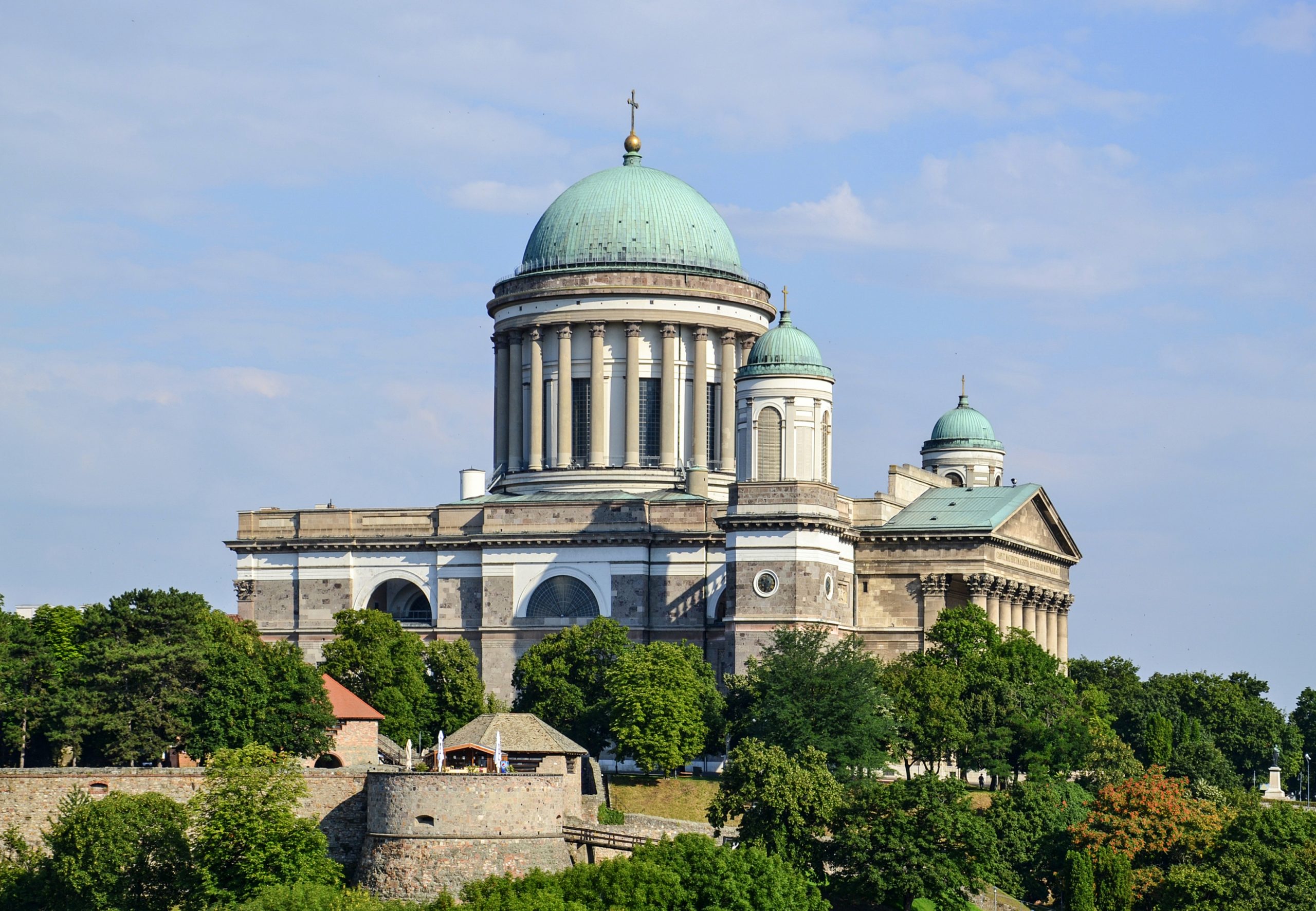 Esztergom1-scaled.jpg